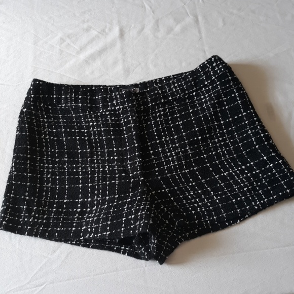 Forever 21 Pants - Forever 21 Winter Black Shorts